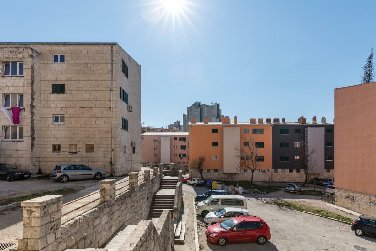 Sunny Apartment Split Kültér fotó